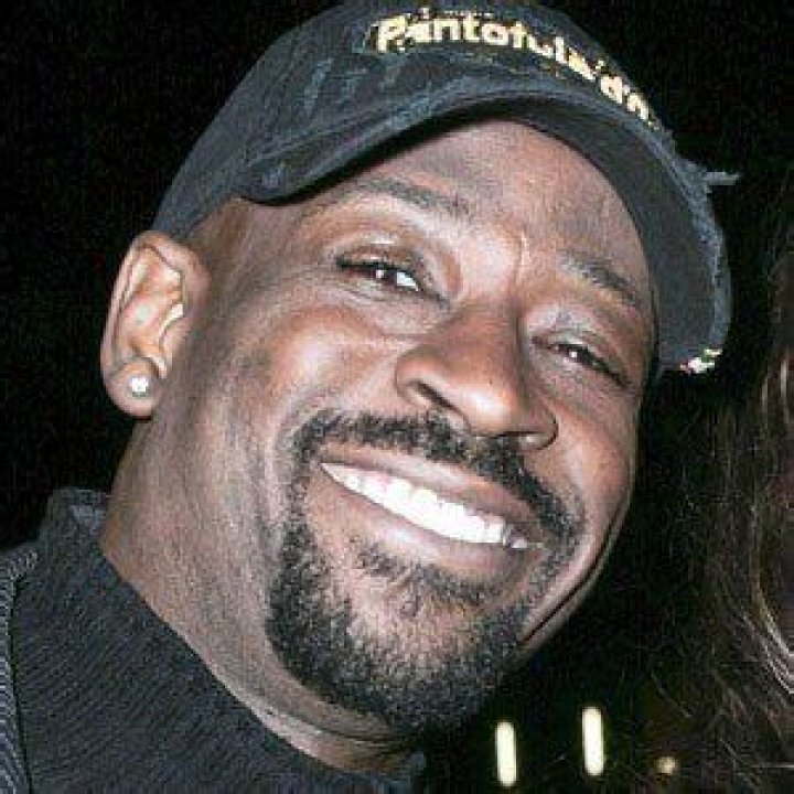 Michael McCary (R&B Singer) - Age, Birthday, Bio, Facts, Family, Net Worth, Height & More